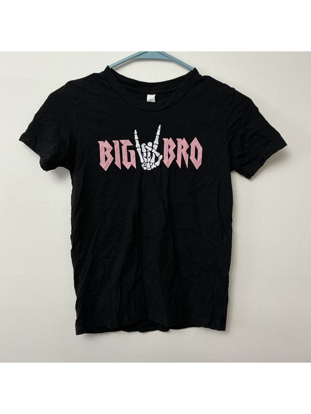 Black 'Big Bro' Graphic T-Shirt with Skeleton Hand Design, Size M